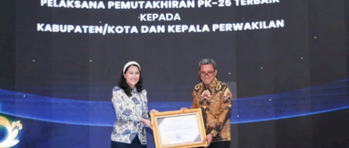 Bupati Jeneponto Raih Penghargaan Nasional Pelaksana Pemutakhiran Pendataan Penduduk Terbaik Tahun 2025