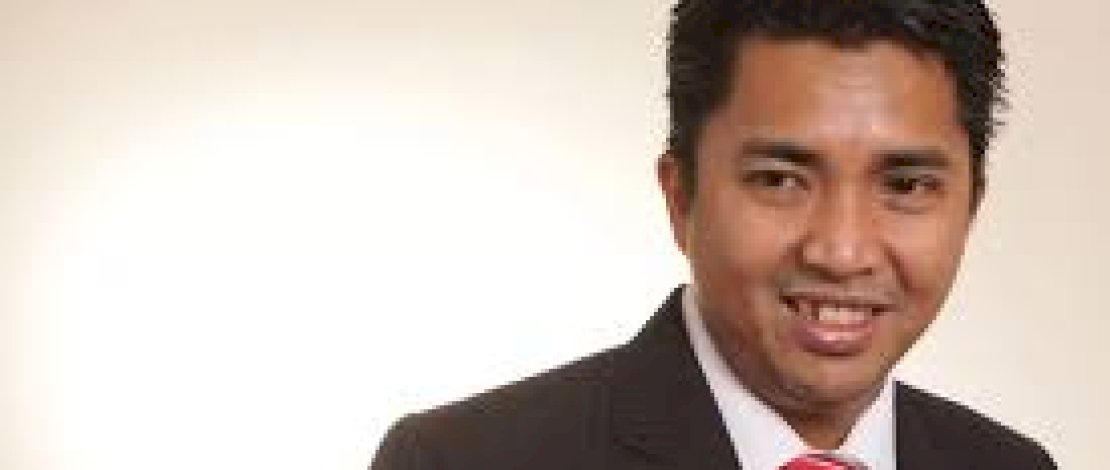 Andi Rahmat, Anggota DPR RI 2004-2009/2009-2014, WKU Kadin Indonesia 
