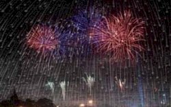 Awan Tebal Selimuti Langit Makassar di Malam Tahun Baru, BMKG Minta Warga&nbsp; Tetap Siaga