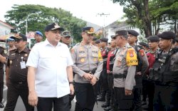 Empati untuk Korban Bencana, Wali Kota&ndash;Kapolrestabes Makassar Pimpin Apel Pengamanan Malam Tahun Baru 2026