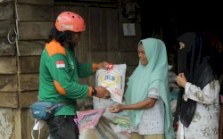 Relawan Salurkan Bantuan Mendesak untuk 430 Jiwa Terdampak Pascabencana di Aceh Timur