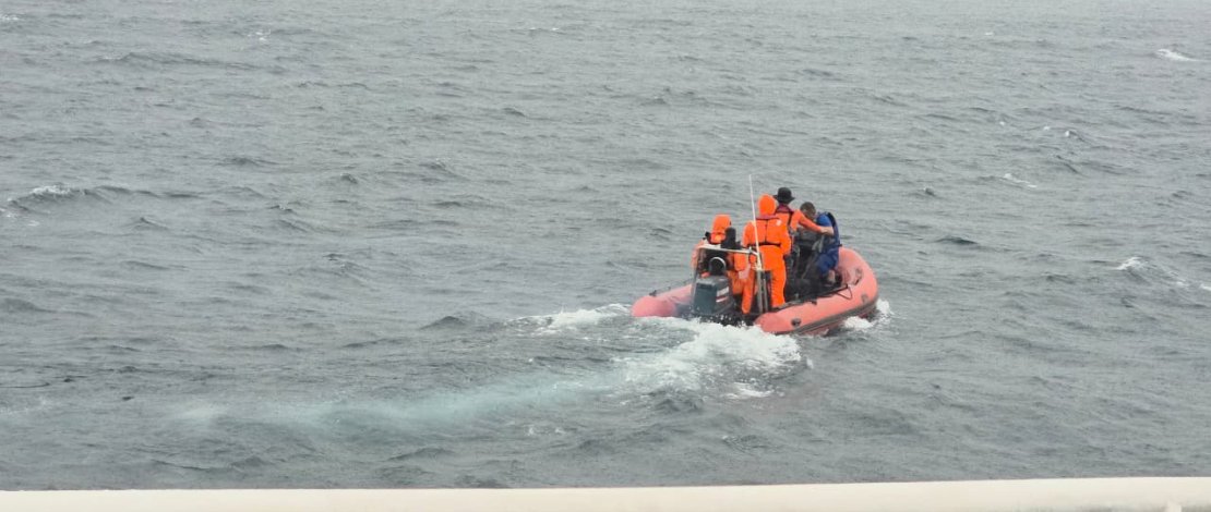 Proses pencarian Kapal Jolloro Sansel United JB 2023 yang dilakukan Tim SAR Gabungan akhirnya membuahkan hasil. Memasuki hari ketiga pencarian, kapal ditemukan terdampar setelah terbawa arus di sekitar Pulau Taka Bonerate Kepulauan Selayar, Minggu, 11 Januari 2026.