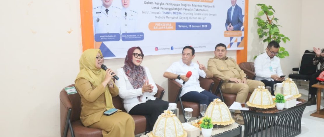 Wali Kota Makassar, Munafri Arifuddin, menerima sekaligus mendampingi kunjungan kerja Wakil Menteri Kesehatan (Wamenkes) Republik Indonesia, dr. Benyamin Paulus Octavianus, Sp.P, FISR, dalam rangka meninjau langsung pelaksanaan program prioritas Presiden RI di bidang kesehatan, khususnya penanggulangan penyakit tuberkulosis.