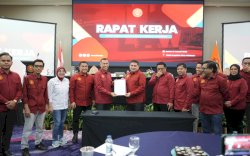 Di Raker IKA FH Unhas, Munafri Tekankan Pentingnya Database dan Program Berkelanjutan