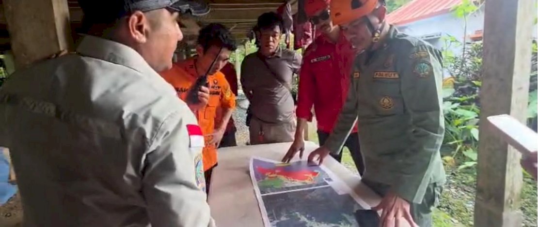 Hingga saat ini, upaya pencarian masih terus dilakukan oleh tim gabungan dari berbagai unsur di pegunungan karst di kawasan Leang-Leang, Kabupaten Maros.