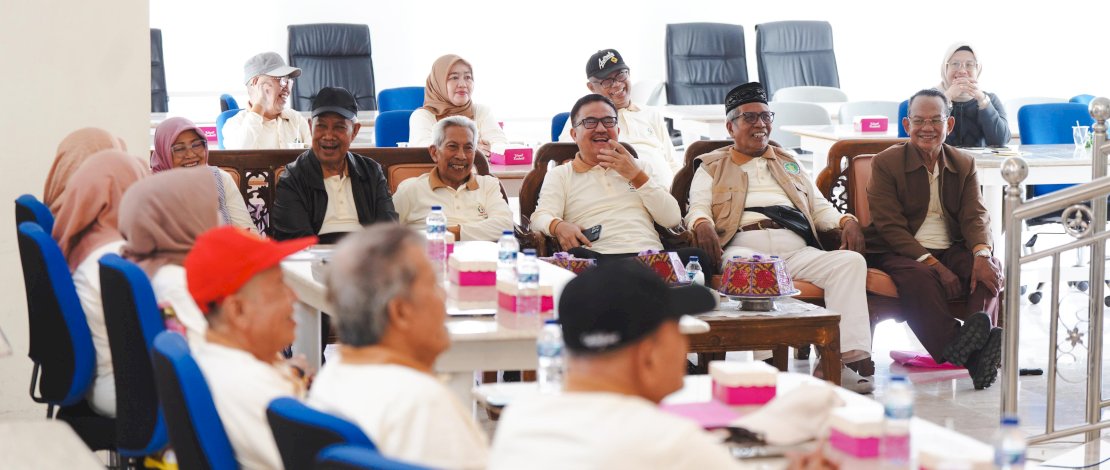 Sekretaris Daerah Provinsi Sulsel, Jufri Rahman, membuka secara resmi Musyawarah dan Rapat Umum Anggota Ikatan Kekeluargaan Alumni Bappeda (IKABA) Sulsel Tahun 2026 yang digelar di Puca&rsquo;, Kecamatan Tompobulu, Kabupaten Maros, Minggu, 18 Januari 2026.