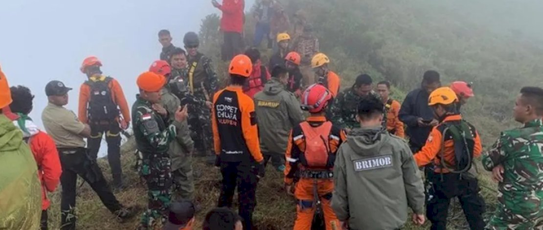 Menhub dan Kabasarnas Tinjau Posko Evakuasi Pesawat ATR 42-500 di Pangkep