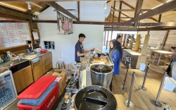 Dari Roti ke Ruang: TaoBun Merajut Cerita Hangat di Tengah Dinamika Kafe Makassar