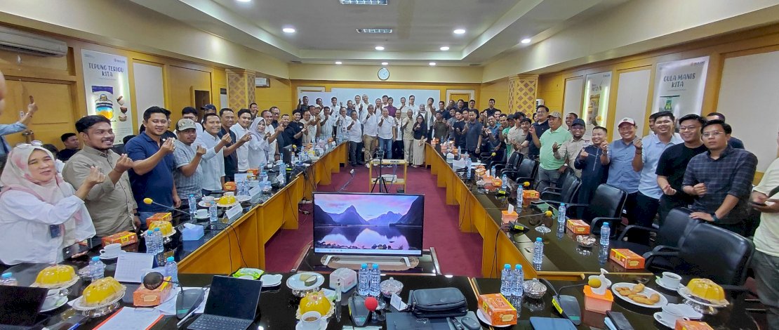 Perum Bulog Kantor Wilayah Sulawesi Selatan dan Sulawesi Barat (Sulselbar) menggelar rapat koordinasi bersama mitra penggilingan sebagai langkah persiapan pengadaan dan operasional tahun 2026.