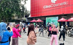 Ratusan Peserta Adu Heboh di Event Zumba CitraCosmetic dan Mabello