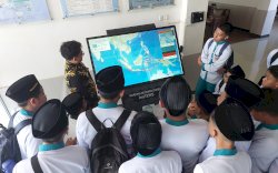 Belajar Mitigasi Bencana, Santri PPM Al-Fityan Gowa Kunjungi BMKG