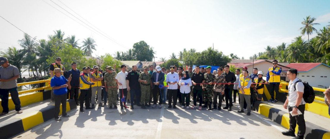 Gubernur Sulsel Resmikan Jembatan Balampangi, Penghubung Sinjai&ndash;Bulukumba