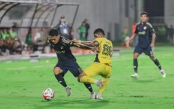 PSM Gagal Maksimalkan Peluang, Semen Padang Pulang Bawa Satu Poin