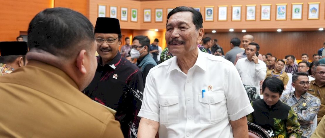 Wali Kota Makassar, Munafri Arifuddin, menghadiri Kegiatan Sosialisasi Piloting Digitalisasi Bantuan Sosial dan Peran Pemerintah Daerah yang diselenggarakan oleh Kementerian Dalam Negeri (Kemendagri) di Gedung Sasana Bhakti Praja, Gedung B Lantai 3, Jalan Medan Merdeka Utara, Jakarta, Selasa, 3 Februari 2026.
