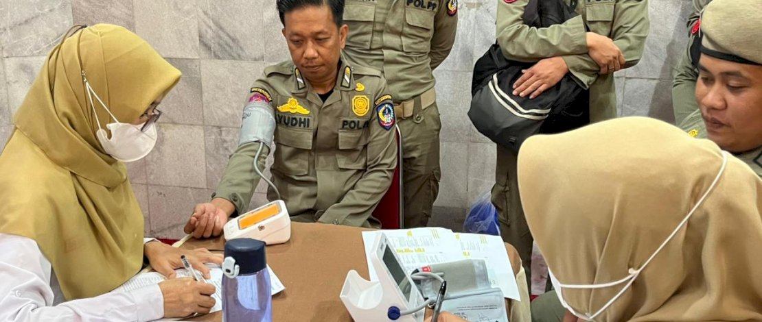 Dinas Kesehatan Provinsi Sulsel menggelar pemeriksaan kesehatan gratis bagi 612 personel Satpol PP Provinsi Sulsel.