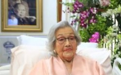 Kabar Duka, Istri Mantan Kapolri Jenderal Hoegeng Iman Santoso Wafat di Usia 100 Tahun