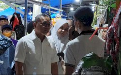 Kunjungi Pasar Tradisional Pa'baeng-baeng, Menko Zulkifli Hasan: Harga Pangan di Makassar Lebih Murah Dibanding Rata-rata Nasional