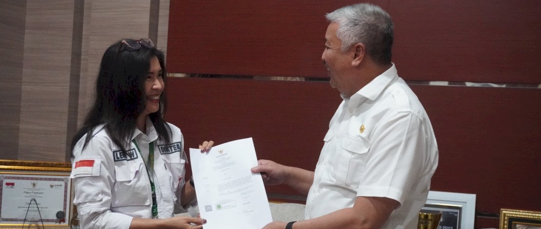 Penyerahan Surat Keputusan (SK) rotasi dan mutasi kepada tujuh kepala Puskesmas dilakukan secara resmi oleh Bupati Andi Irwan Hamid pada Rabu, 11 Februari 2026.