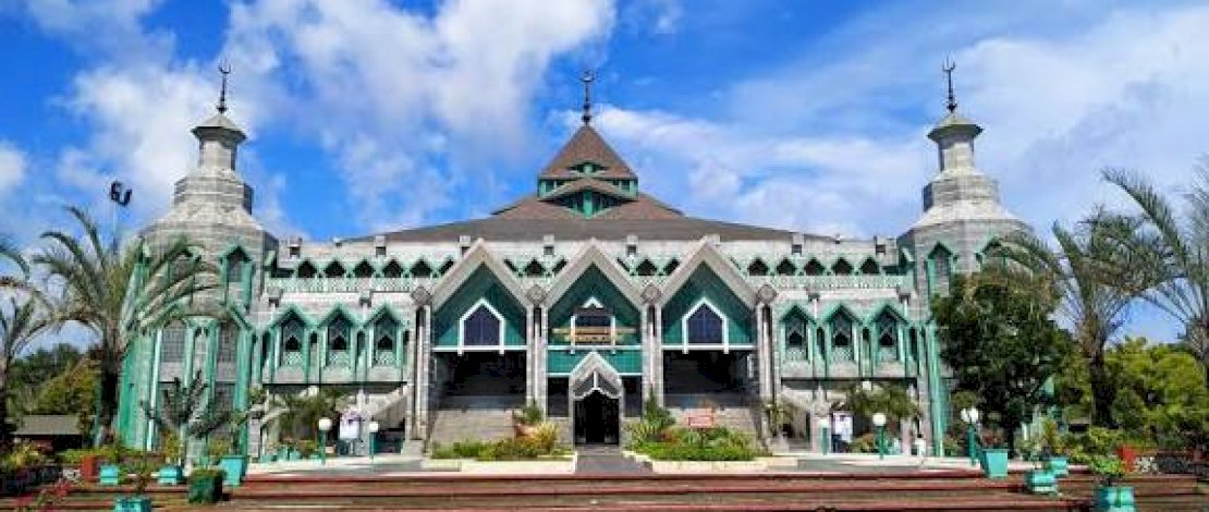 Masjid Al Markaz Al Islami Makassar 