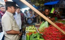 Sidak Pasar Bersama Forkopimda, Gubernur Sulsel: Harga Sembako Relatif Terkendali