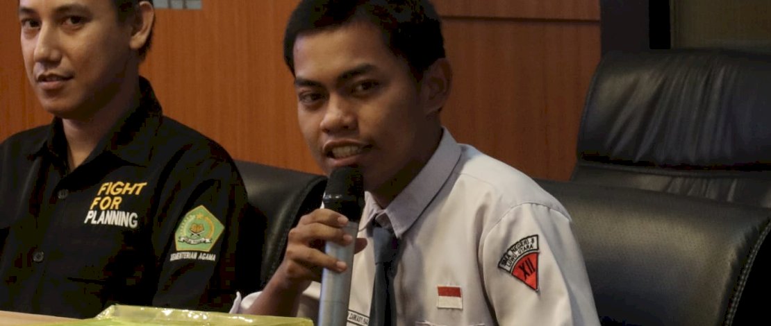 Pengurus organisasi Rohani Islam (Rohis) Luwu Utara menemui Bupati Andi Abdullah Rahim, di Kantor Bupati Luwu Utara, Jumat, 20 Februari 2026.