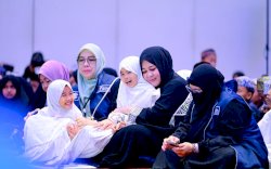 Dikukuhkan sebagai Bunda Anak Yatim Sulsel, Fatmawati Serukan Harapan Baru
