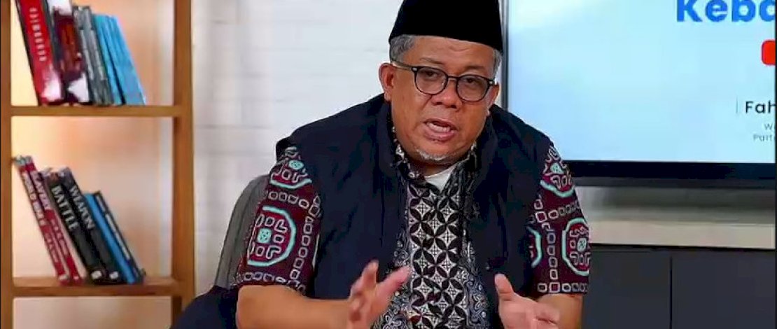 Wakil Ketua Umum (Waketum) Partai Gelombang Rakyat (Gelora) Indonesia sekaligus Wakil Menteri Perumahan dan Kawasan Permukiman (PKP) RI Fahri Hamzah