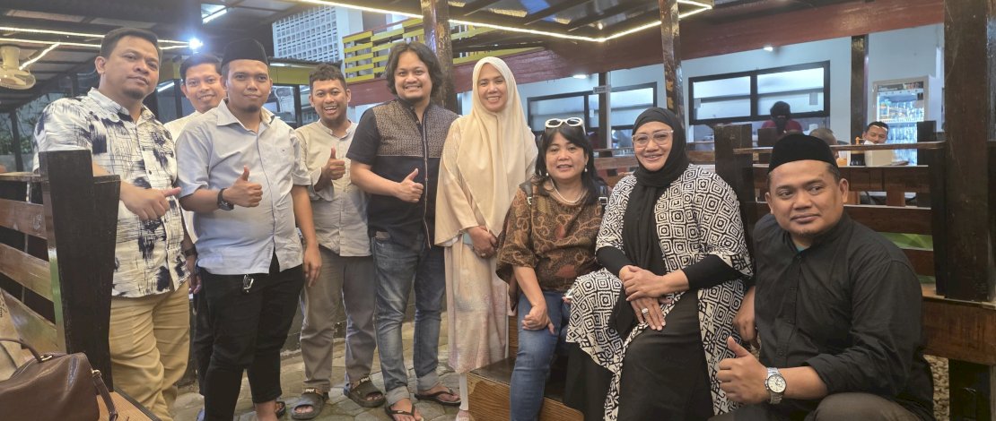 Juru Bicara Badan Gizi Nasional, Dian Fatwa,bersama Dewan Pimpinan Wilayah GAPEMBI Sulawesi Selatan buka puasa bersama yang digelar Sabtu (28/2/2026) di Cafe Saunk Coffee dan Resto, Jalan Topas Raya