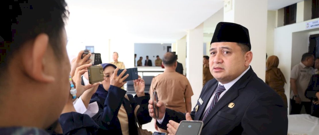Wali Kota Makassar, Munafri Arifuddin kepada awka media di Kantor Balai Kota Makassar, Senin (2/3/2026).