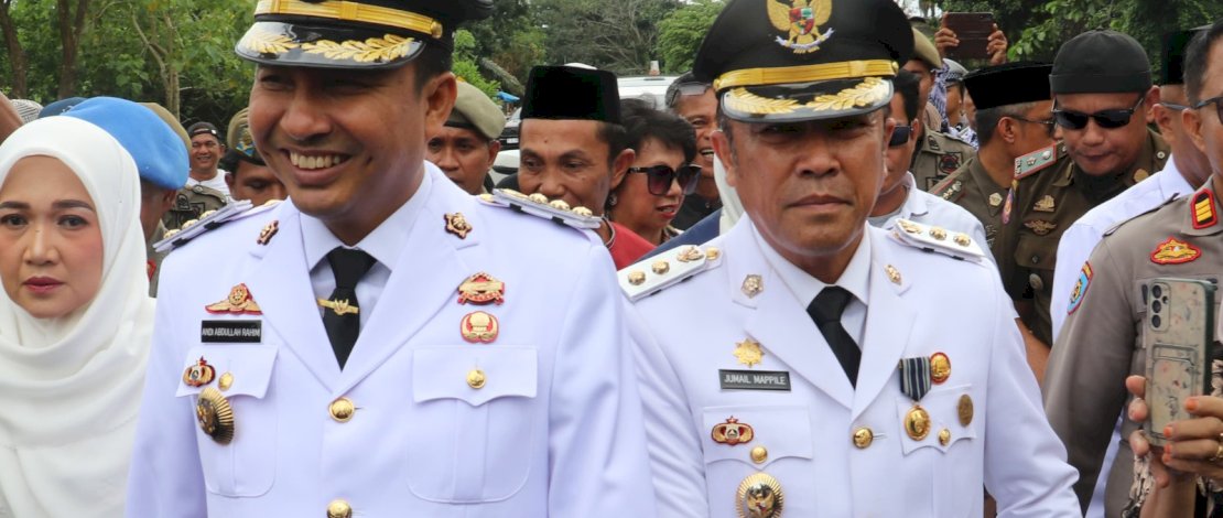 Bupati Luwu Utara, Andi Abdullah Rahim, bersama Wakil Bupati Luwu Utara Jumail Mappile