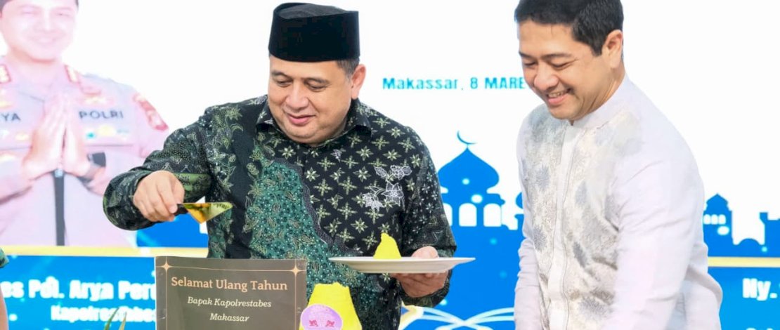 Wali Kota Makassar, Munafri Arifuddin, menghadiri buka puasa bersama yang digelar Polrestabes Makassar di Aula Mappaodang, Minggu malam, 7 Maret 2026. Buka puasa bersama keluarga besar Polrestabes dan Forkopimda Kota Makassar tersebut dirangkaikan dengan peringatan Nuzulul Quran sekaligus syukuran hari lahir ke-50 tahun Arya Perdana, Kapolrestabes Makassar.