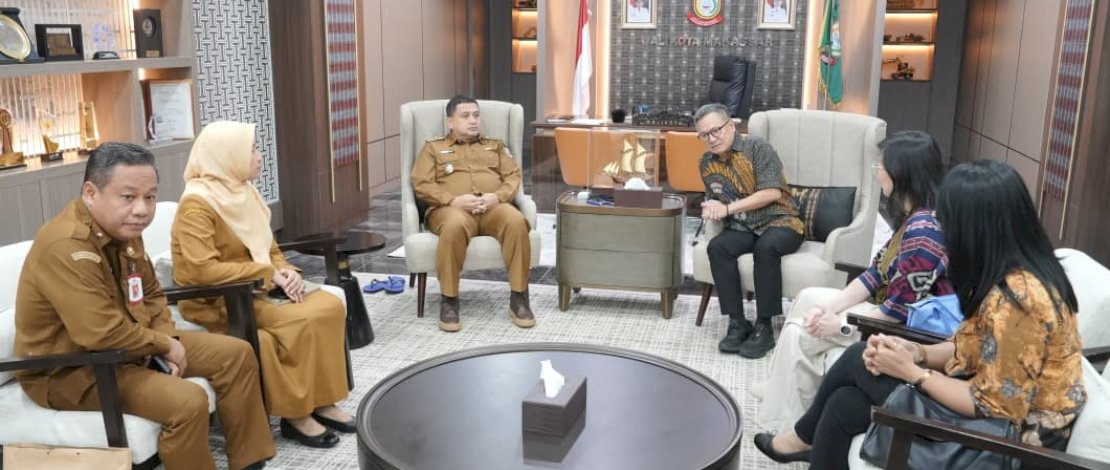 Wali Kota Makassar Gandeng Putera Sampoerna Foundation Dorong Program Peningkatan Kompetensi Guru 