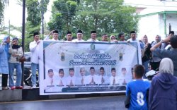 Semarak Ramadan, Diskominfo Takalar Bersama OPD Berbagi Takjil untuk Warga