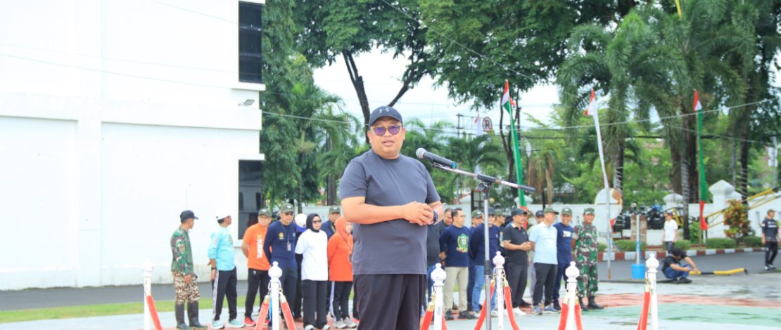Gerakan ASRI Digelorakan di Takalar, Bupati Daeng Manye Pimpin Apel Kebersihan dan Ajak Warga Bergerak