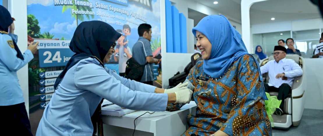 Wakil Wali Kota Makassar, Aliyah Mustika Ilham, menghadiri sekaligus memberikan sambutan pada acara pembukaan Posko Mudik Lebaran BPJS Kesehatan Tahun 2026 yang berlangsung di Terminal 1 Lantai 1 Pelabuhan Soekarno Hatta Makassar.