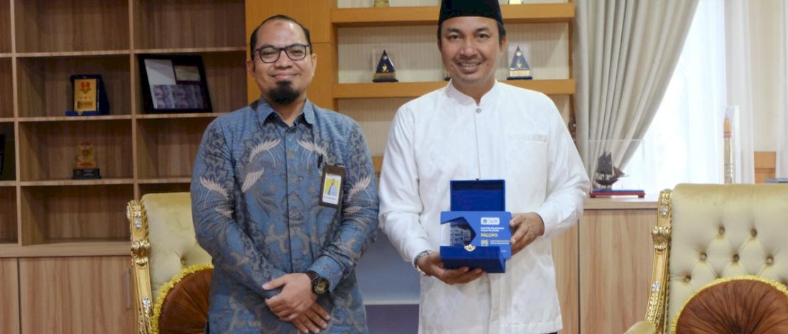 Bupati Luwu Utara, Andi Abdullah Rahim, menerima audiensi Kepala KP2KP Masamba, Muhammad Kasman Roem Hasyim.Di ruang kerjanya, Jumat (13/03/2026)