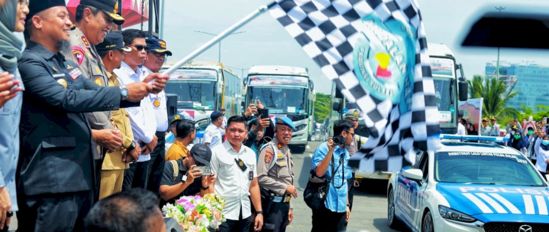 Gubernur Sulawesi Selatan, Andi Sudirman Sulaiman, melontarkan fakta mengejutkan di tengah pelepasan program mudik gratis, Senin (16/3/2026) pagi.