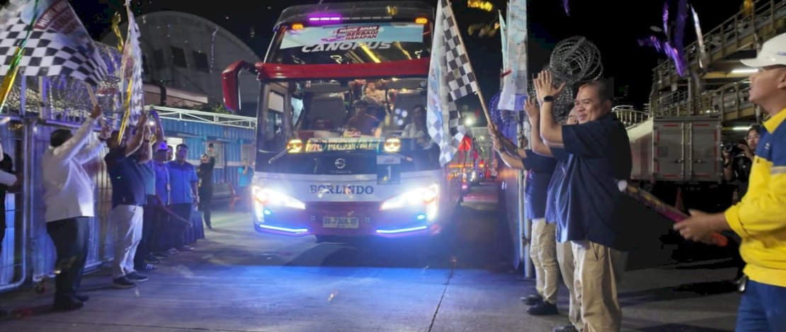 Program Mudik Bersama BUMN dan Pelindo Grup 2026 yang diselenggarakan secara serentak di empat kota, yaitu Medan, Jakarta, Surabaya, dan Makassar pada Senin, 16 Maret 2026.
