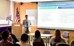 Pidato Ilmiah Taruna Ikrar di Harvard University, Memberi Dampak Dunia Global 