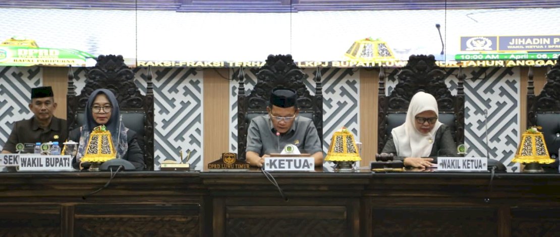 Wakil Bupati Luwu Timur, Puspawati Husler, menghadiri Rapat Paripurna dengan agenda pandangan umum terhadap Laporan Keterangan Pertanggungjawaban (LKPJ) Bupati, yang digelar di Gedung DPRD Lutim, Senin, 6 April 2026.