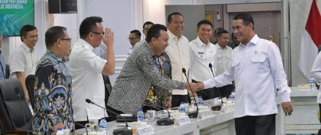 Dari Seko hingga Ribuan Hektare Kopi, Bupati Lutra Paparkan Program Pertanian ke Mentan