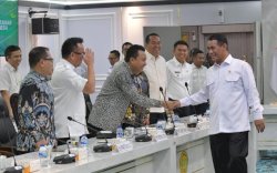 Dari Seko hingga Ribuan Hektare Kopi, Bupati Lutra Paparkan Program Pertanian ke Mentan