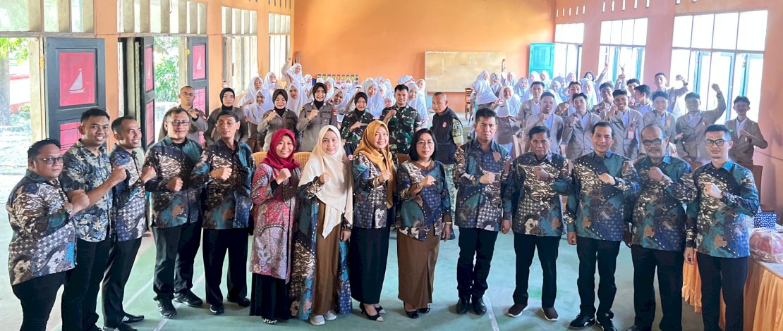 Acara pembukaan dan penerimaan peserta PKL STIKes Bhayangkara Makassar, berlangsung di Aula Kantor Camat Mapilli, Jalan Olahraga, Kelurahan Mapilli, Sabtu, 18 April 2026.