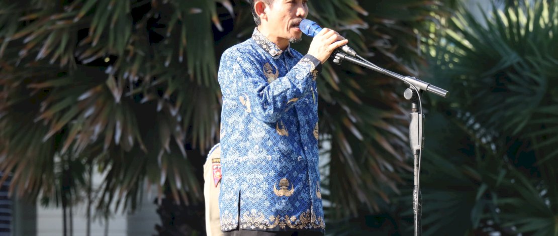 Asisten III Setda Jeneponto, Nuzuldin Ngallo saat melaunching logo Hari Jadi Jeneponto ke-163.