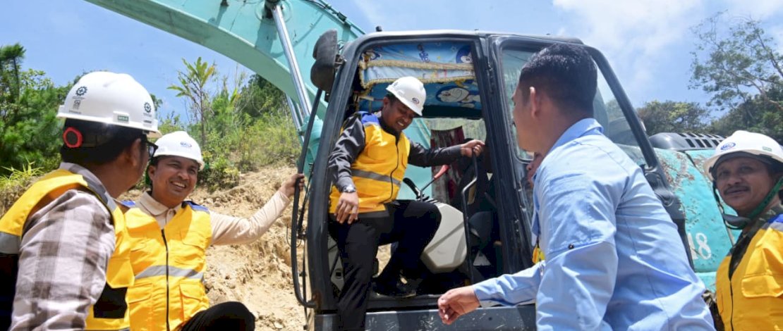 Jalan Menuju Seko Dipercepat, Gubernur Sulsel Groundbreaking Jalan Ruas Sabbang-Tallang-Sae Rongkong
