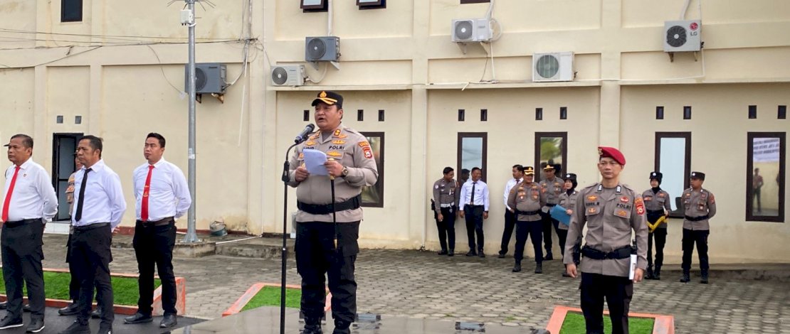 Kapolres Kepulauan Selayar AKBP Didid Imawan secara resmi membuka kegiatan Latja Siswa Diktukba Polri Gelombang I Tahun Anggaran 2026 tersebut, yang digelar melalui upacara di Lapangan Apel Mapolres Kepulauan Selayar, Senin, 27 April 2026.