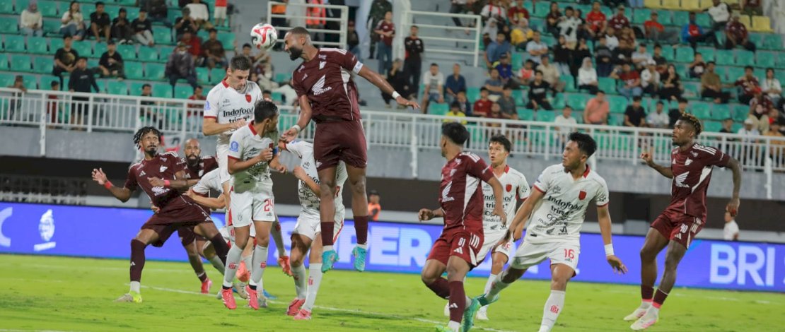 Pertandingan PSM vs Bali Unitd pada putaran pertama di Stadion Bj. Habibie kota Parepare. Foto: Risal/Bukamatanews