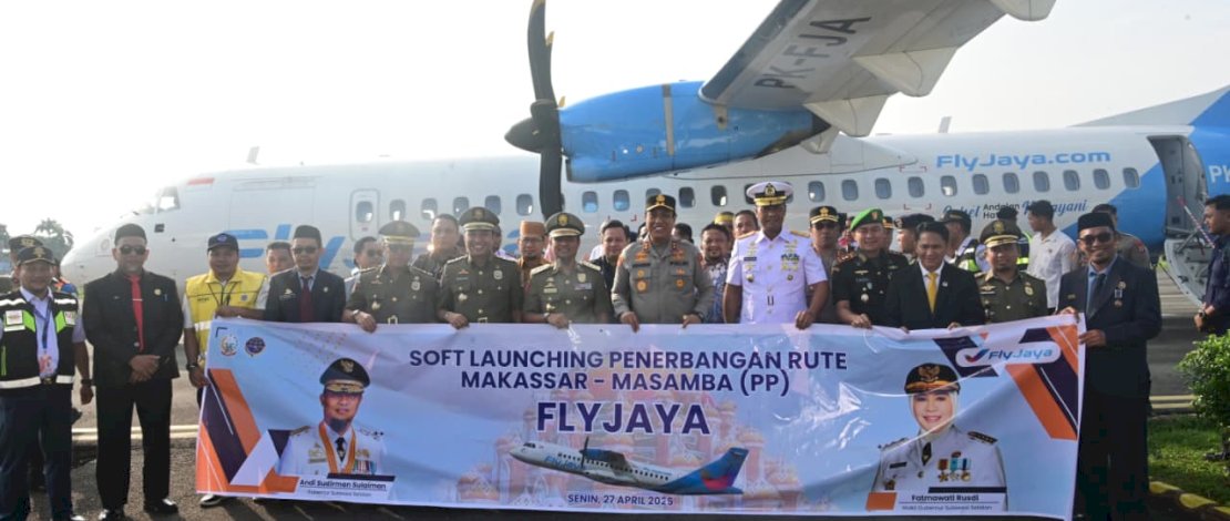 Penerbangan Perdana Masamba-Makassar Resmi Mengudara, Gubernur Sulsel Ajak Masyarakat Manfaatkan Layanan