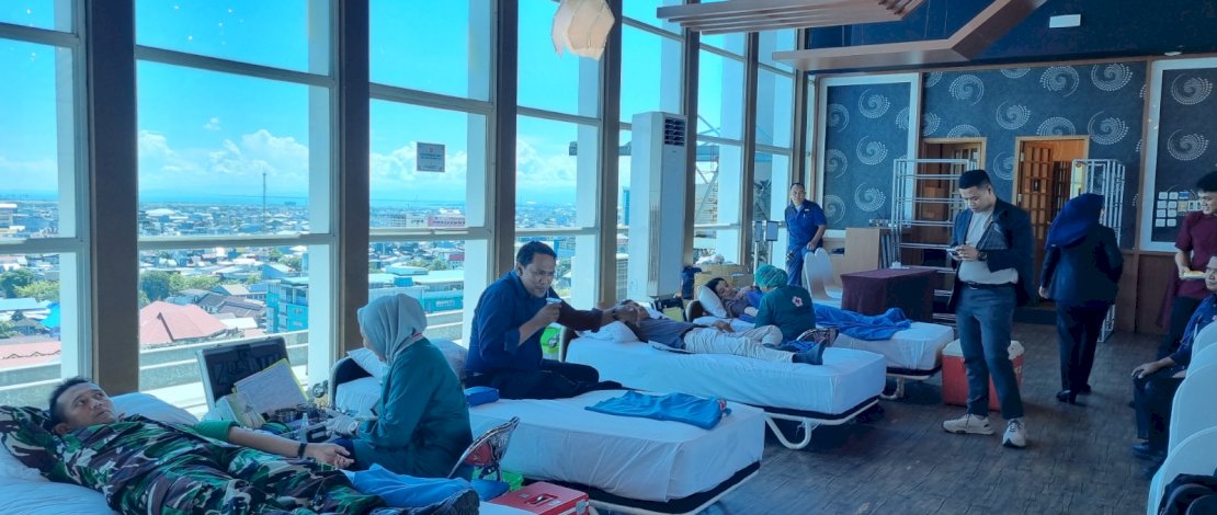 Aston Makassar Gelar Donor Darah Sambut HUT ke-14, Libatkan BRI dan PMI