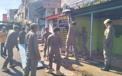 Penertiban Lapak PKL di Lajangiru Kec Ujung Pandang Berjalan Tertib, Drainase Jadi Prioritas